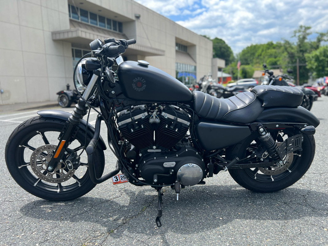 Iron 883®