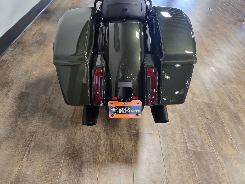 Road Glide®