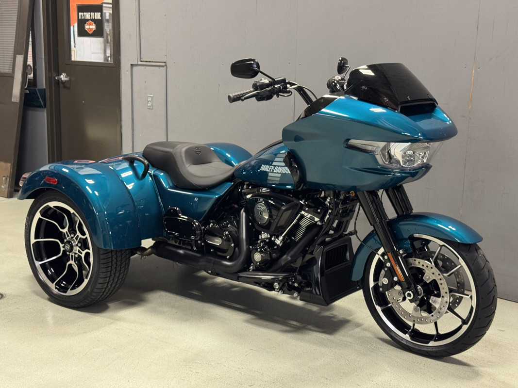 Road Glide® 3