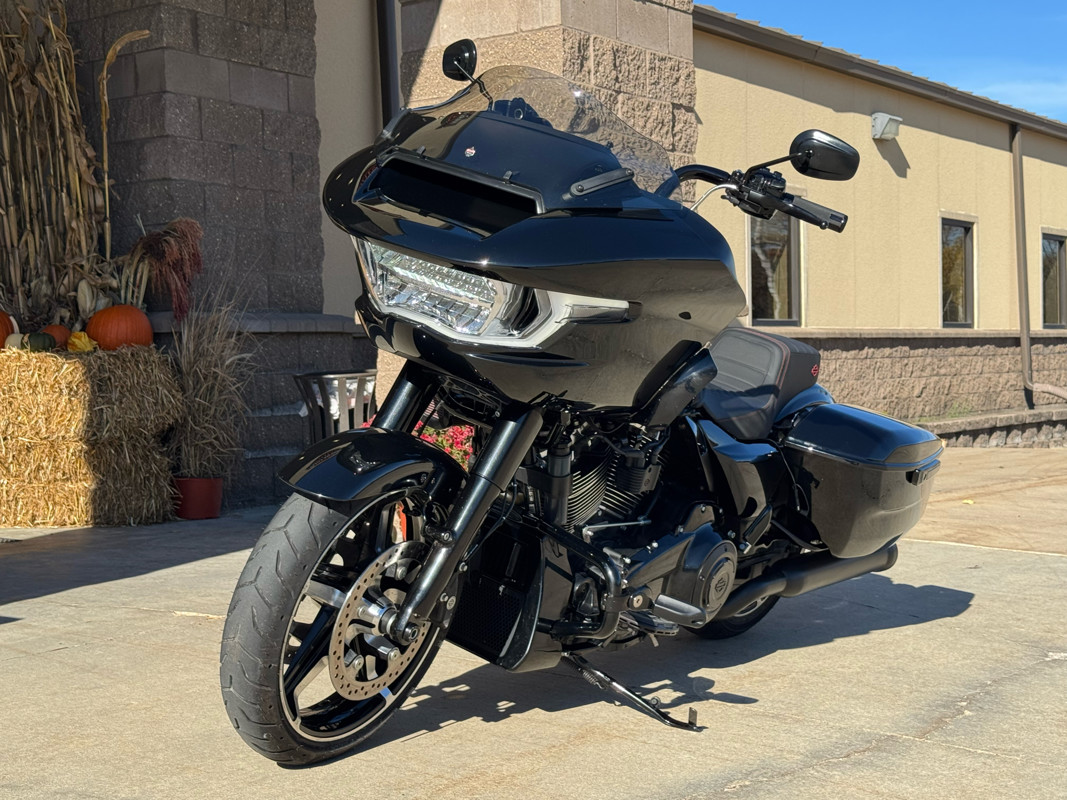 Road Glide®