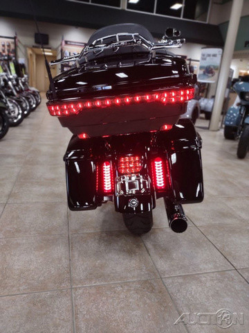 CVO® Road Glide® Limited Anniversary