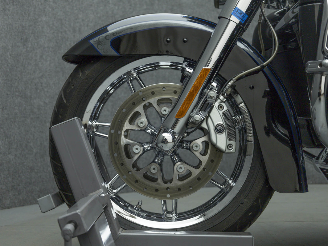 CVO® Ultra Classic® Electra Glide® 110th Anv. Ed.