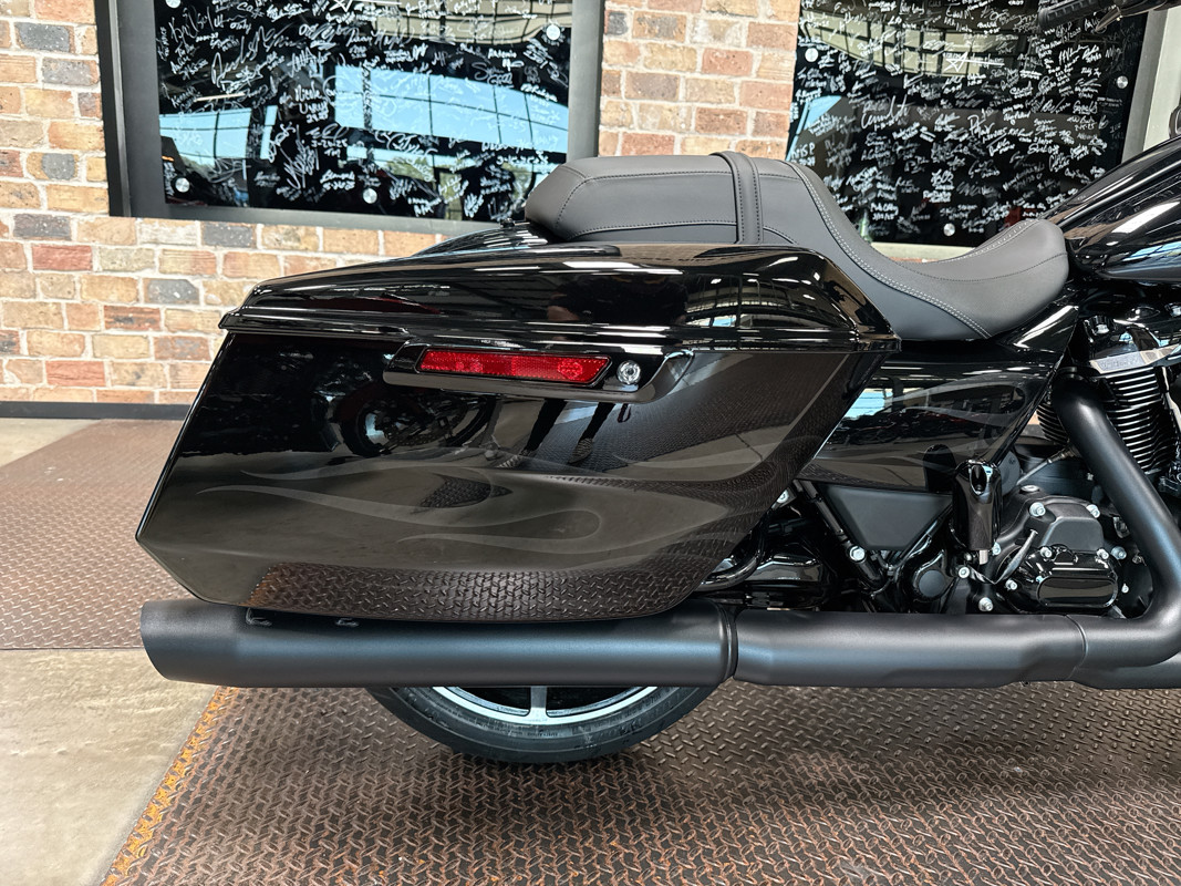 Road Glide®