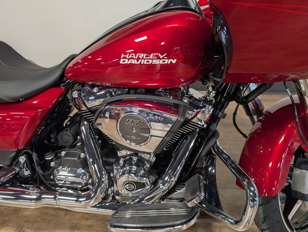 Road Glide®