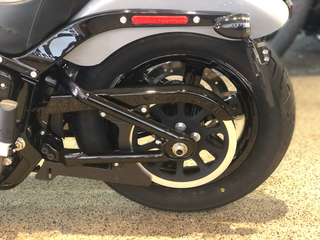 Street Bob®