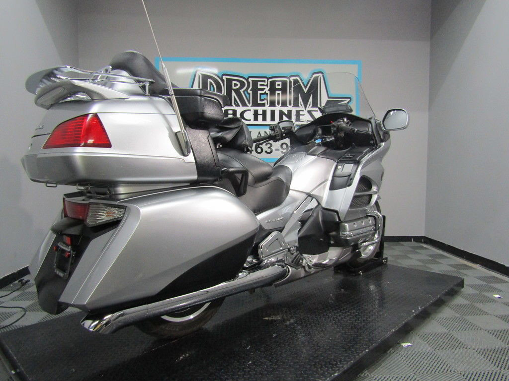 Gold Wing® Airbag