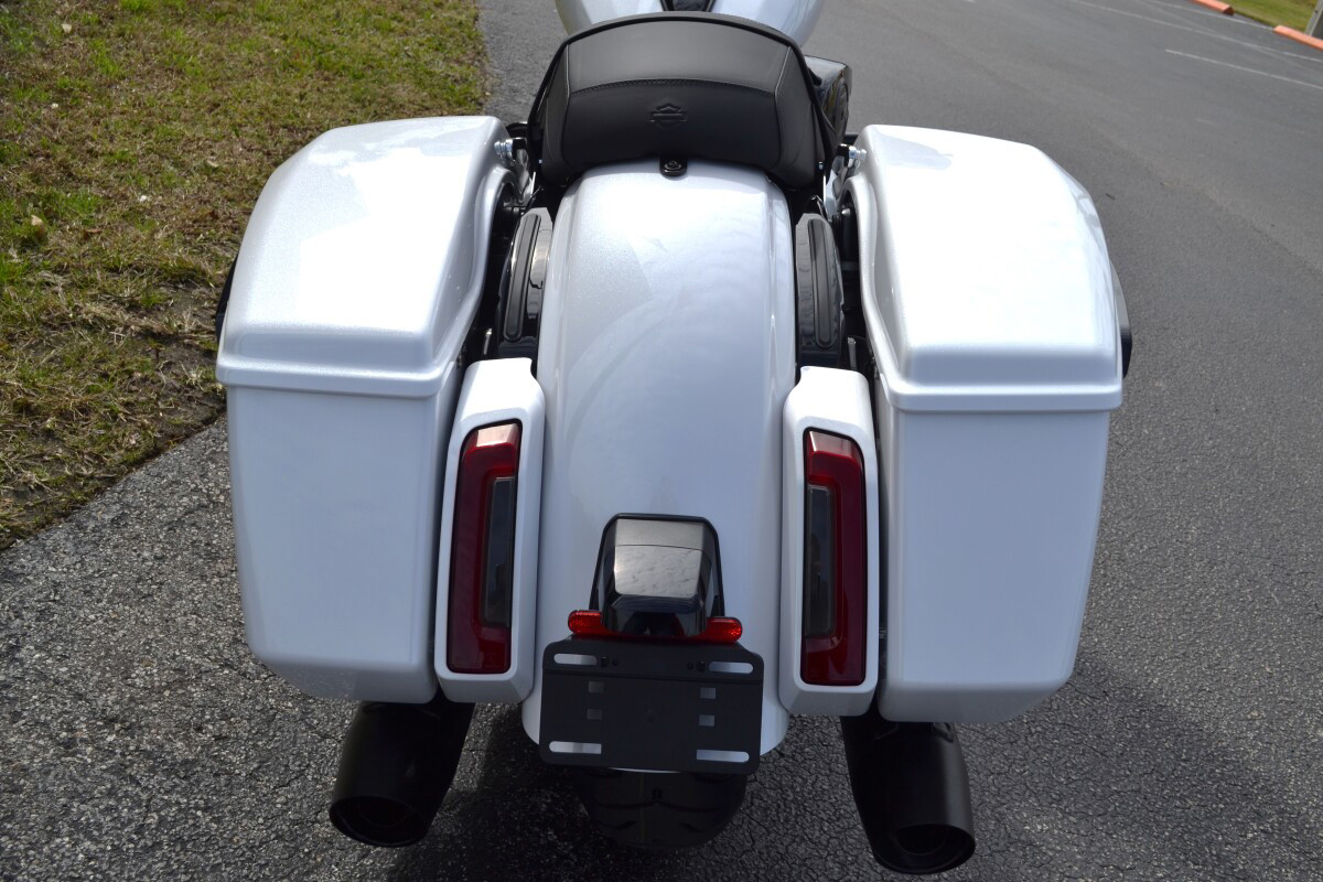 Street Glide®