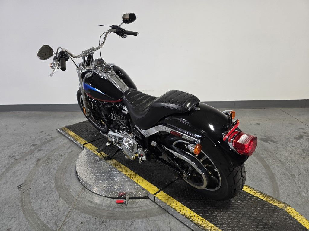 Softail® Low Rider®
