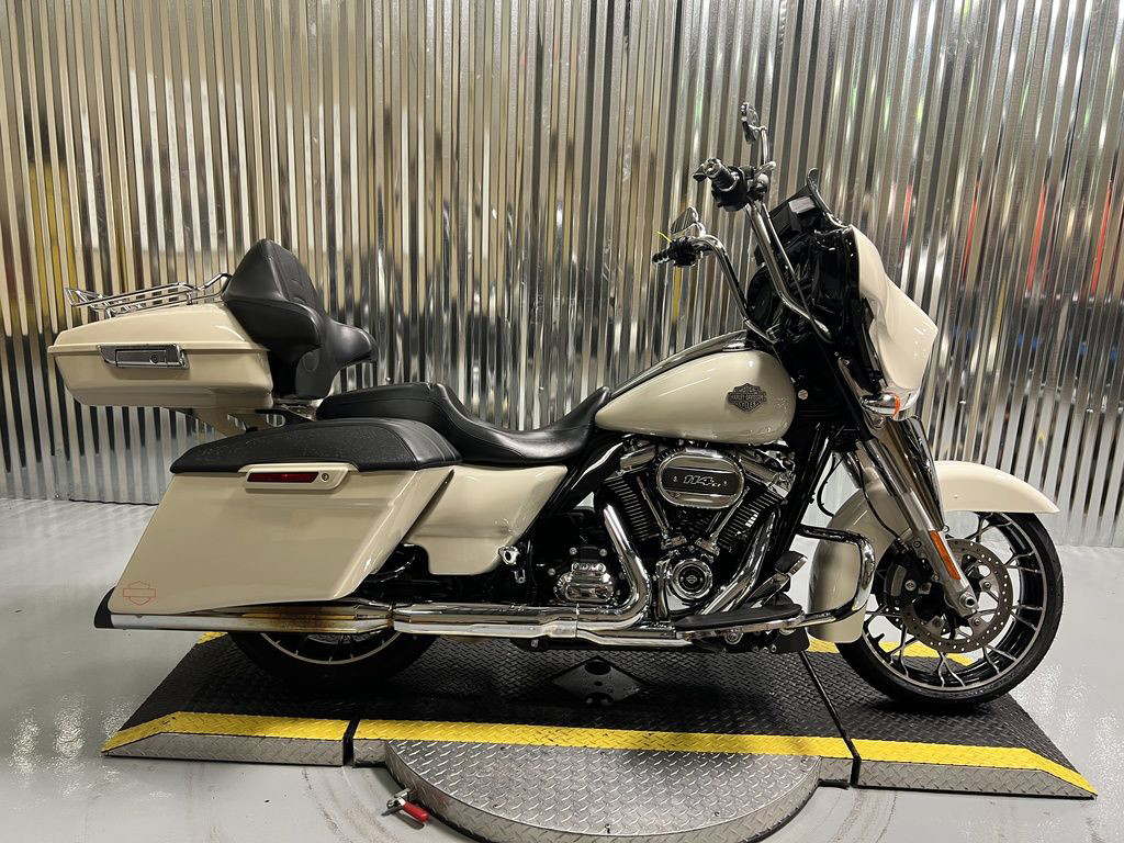 Street Glide® Special