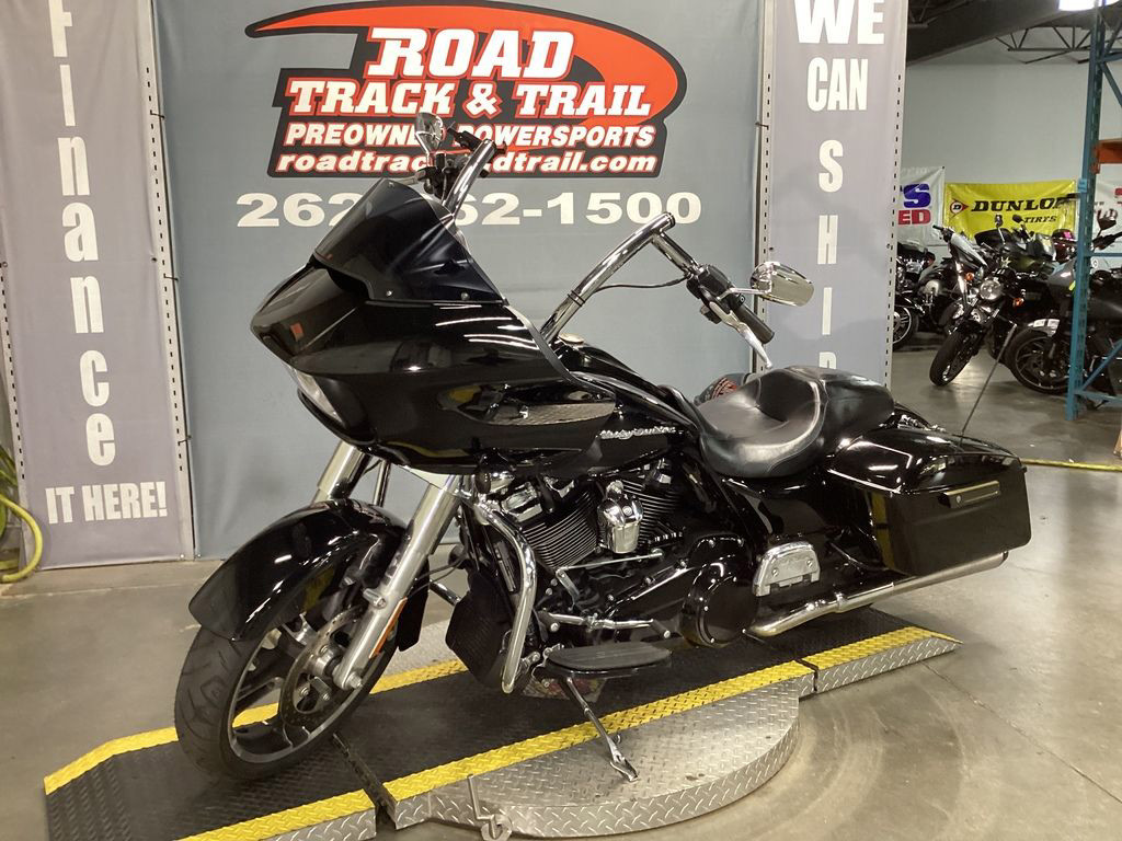 Road Glide®