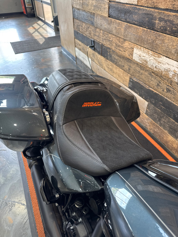 Road Glide®