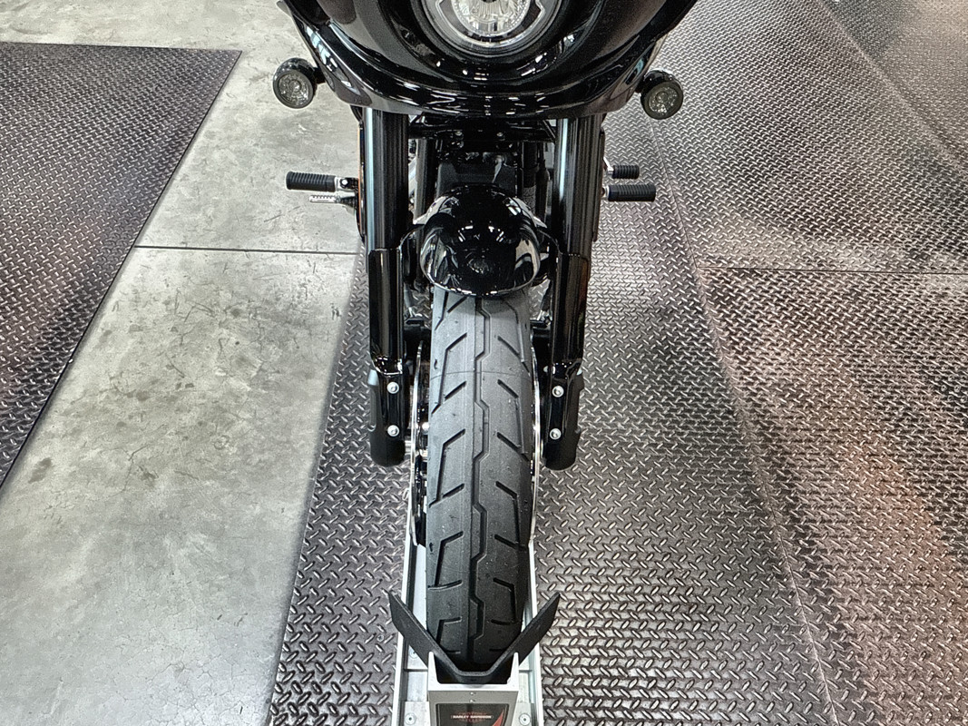 Low Rider® ST