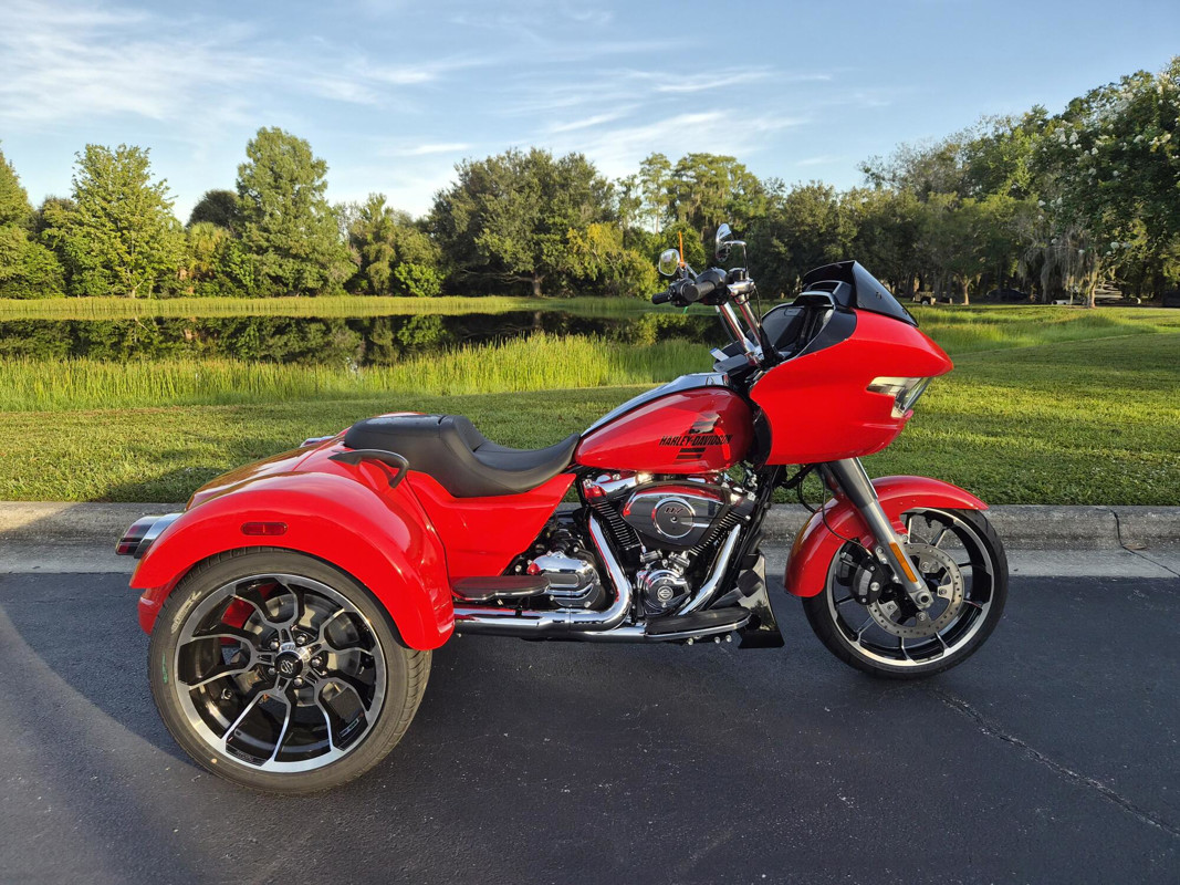 Road Glide® 3