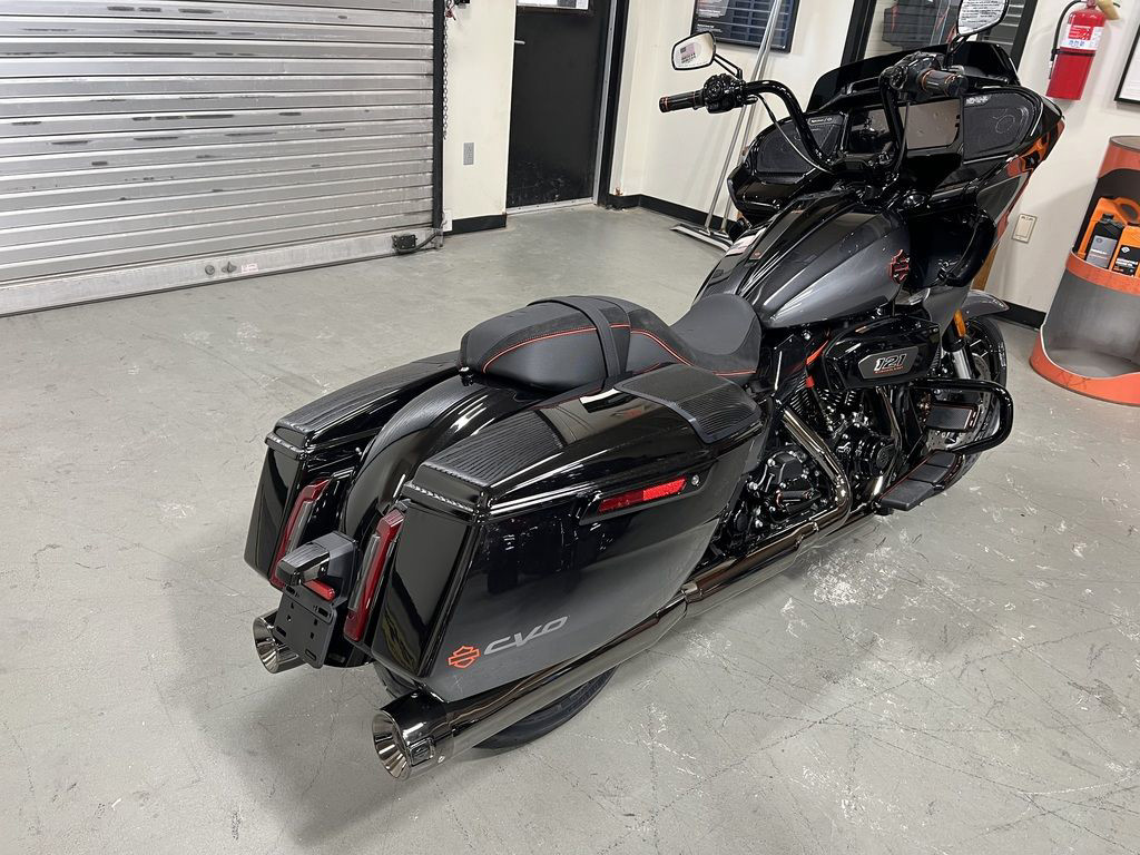 CVO® Road Glide®
