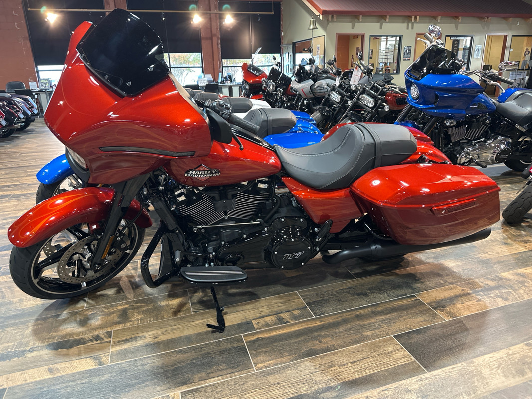 Street Glide®