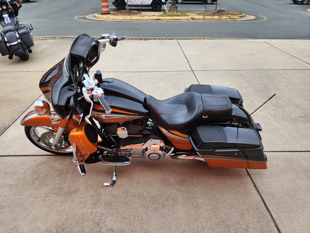 CVO™ Street Glide®