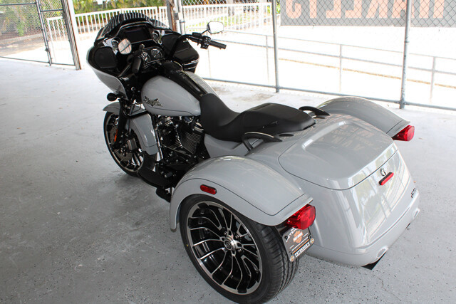 Road Glide® 3