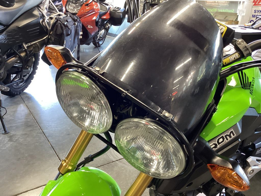 Grom