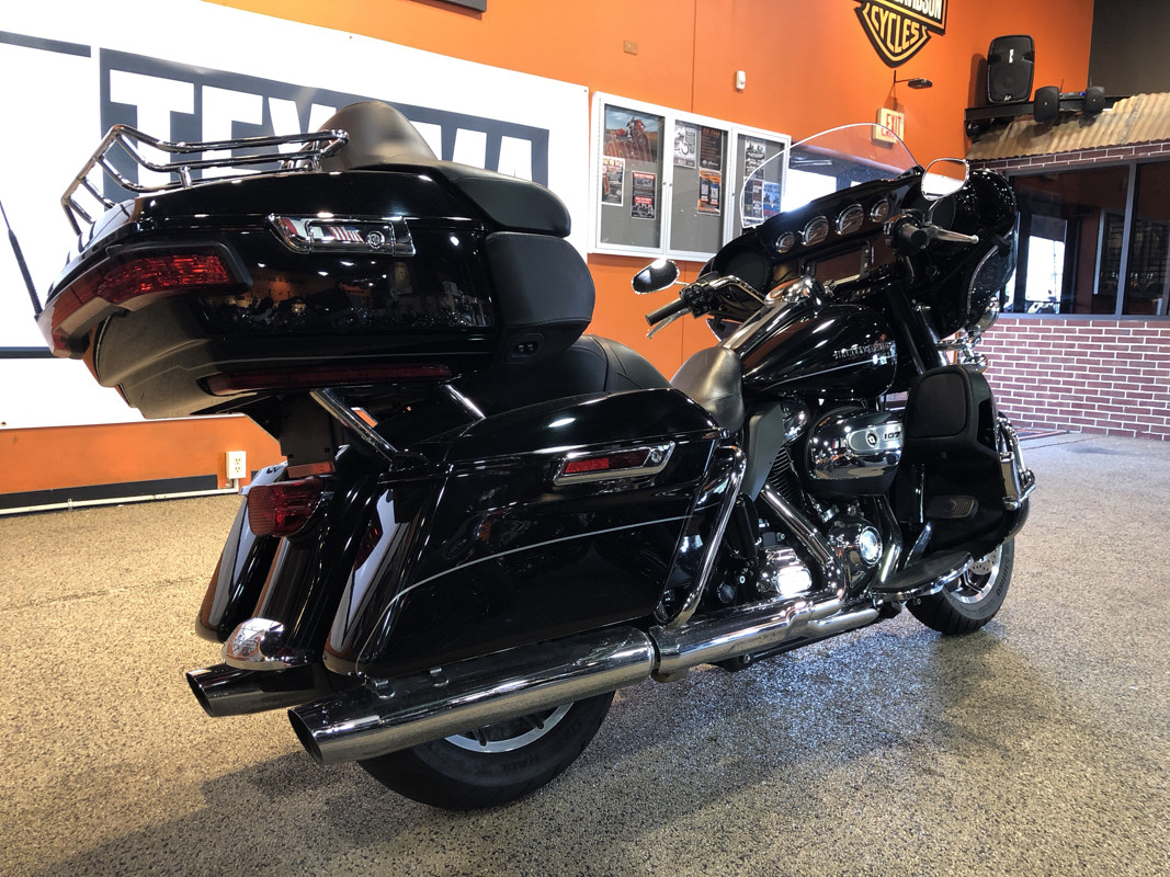 Electra Glide® Ultra Limited® Low