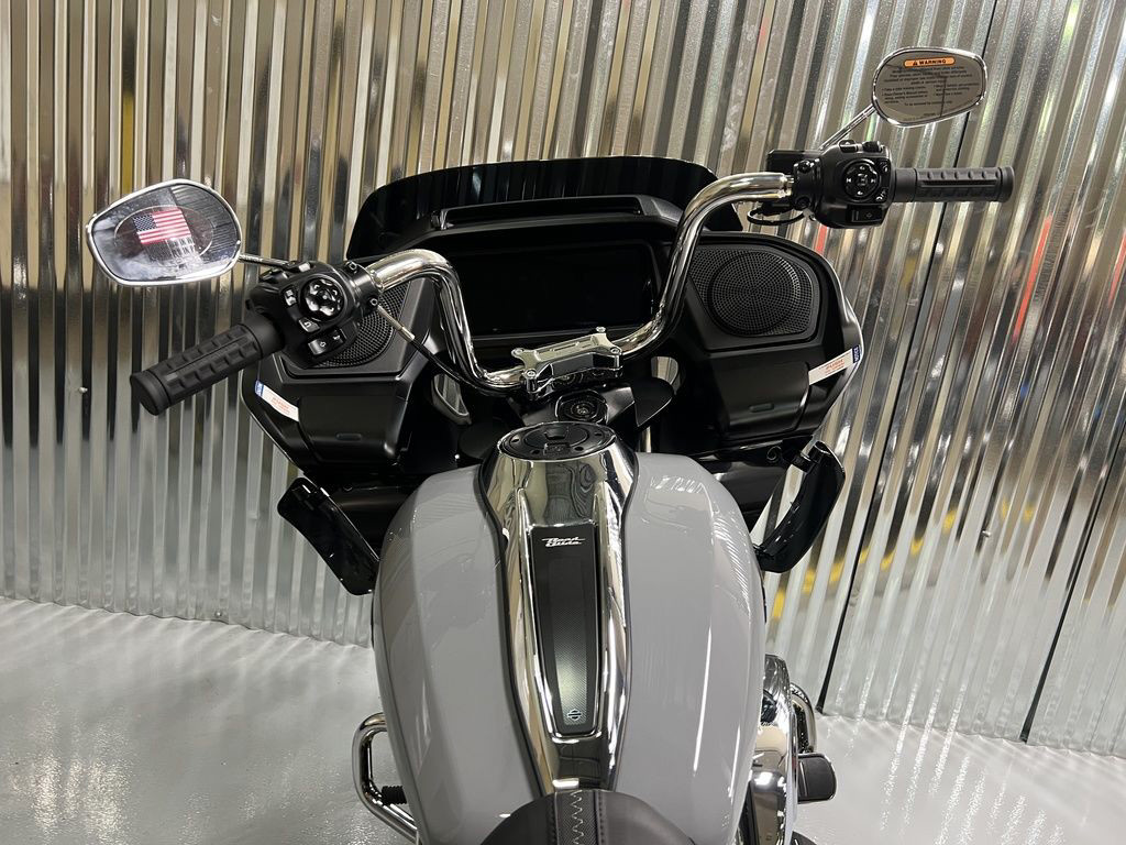 Road Glide®