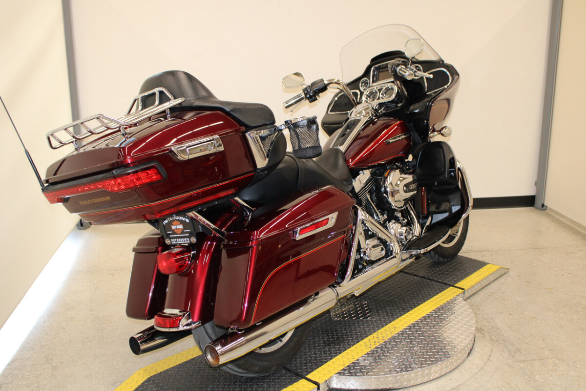 Road Glide® Ultra