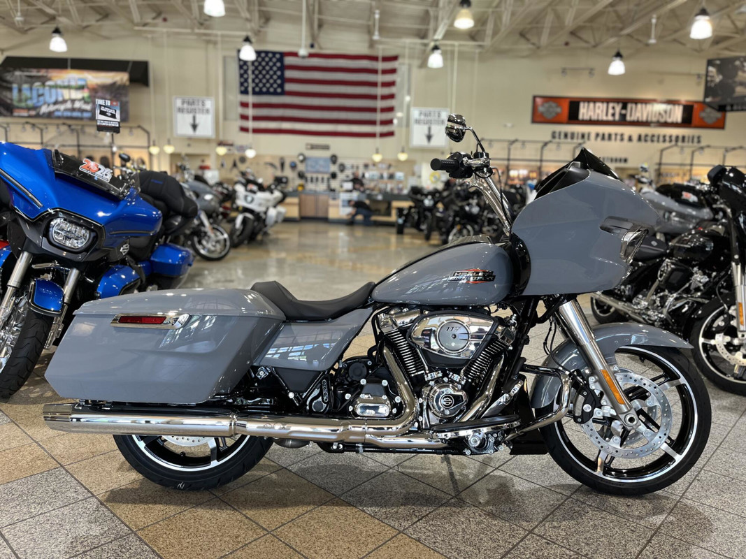 Road Glide®