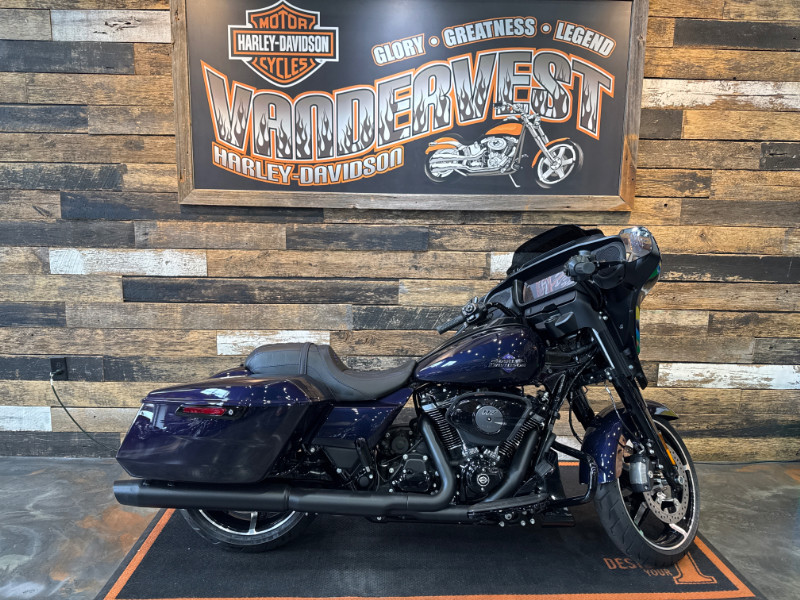 Street Glide®