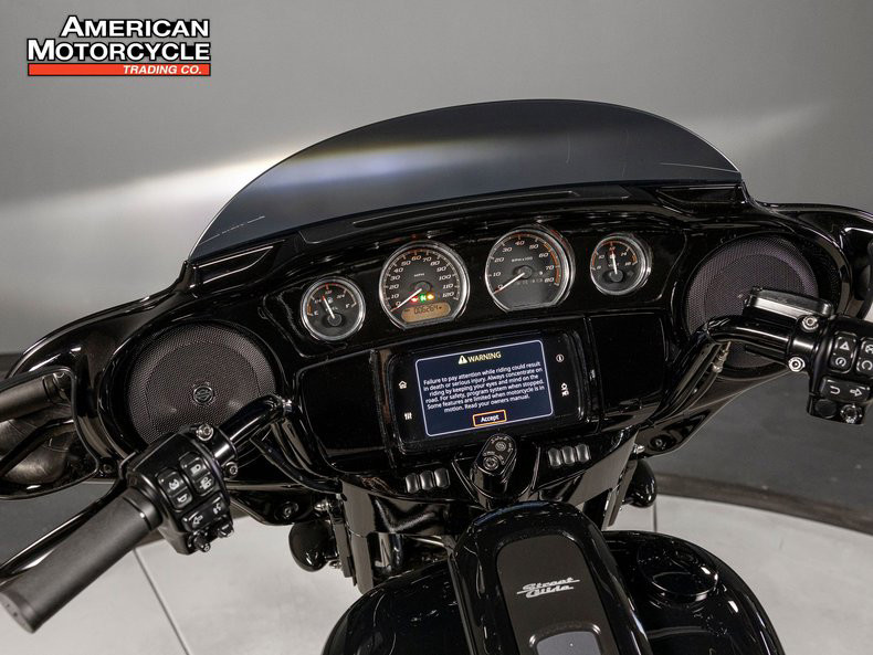 Street Glide® Special