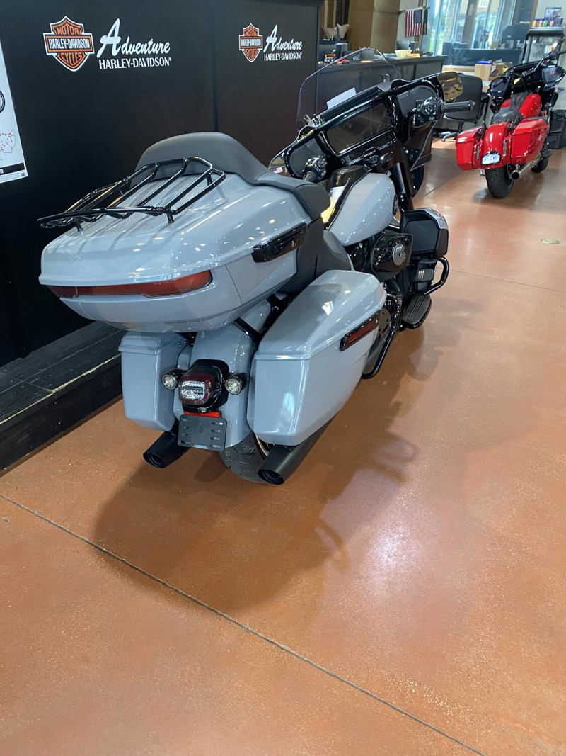 Street Glide® Limited
