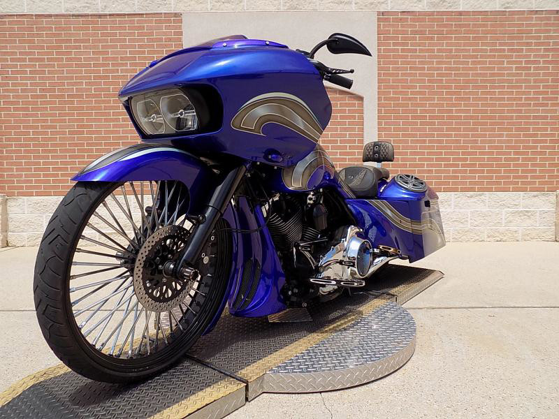 Road Glide®