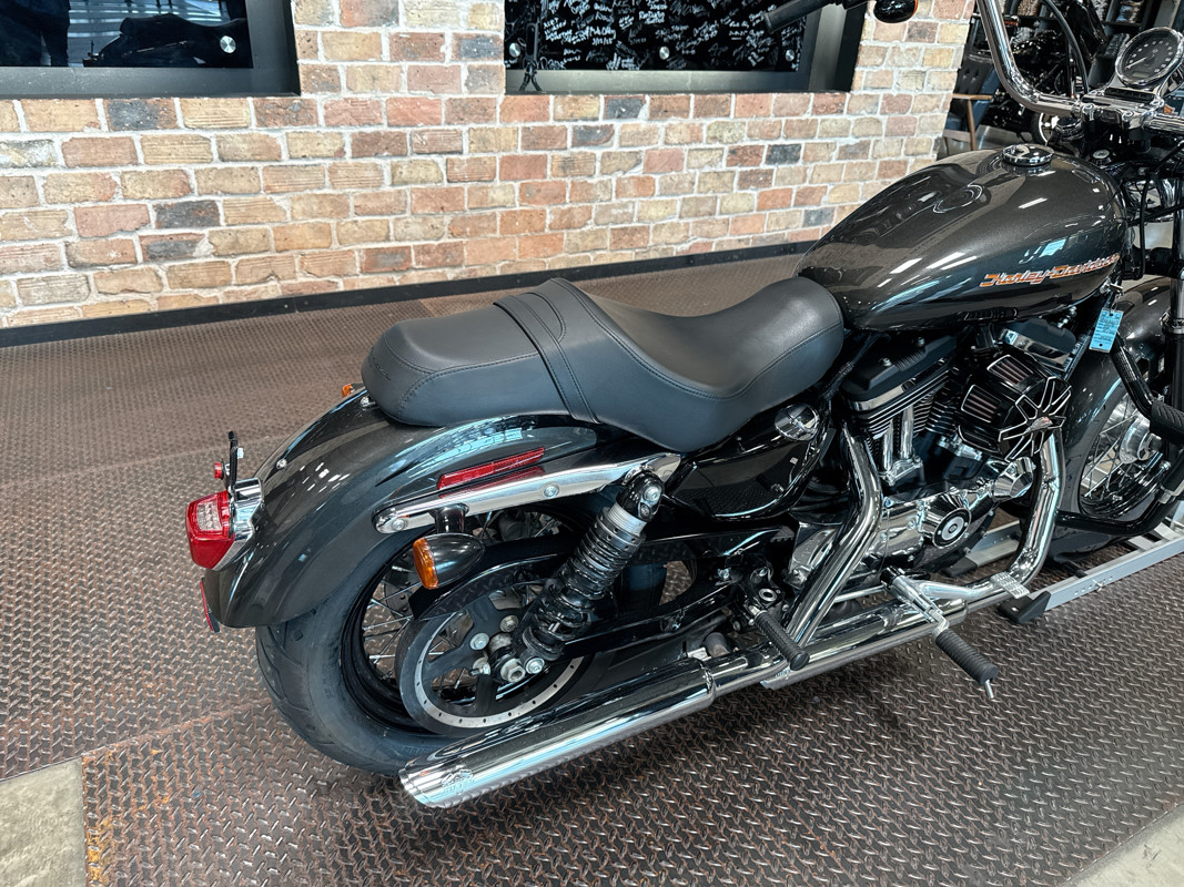 Sportster® 1200 Custom