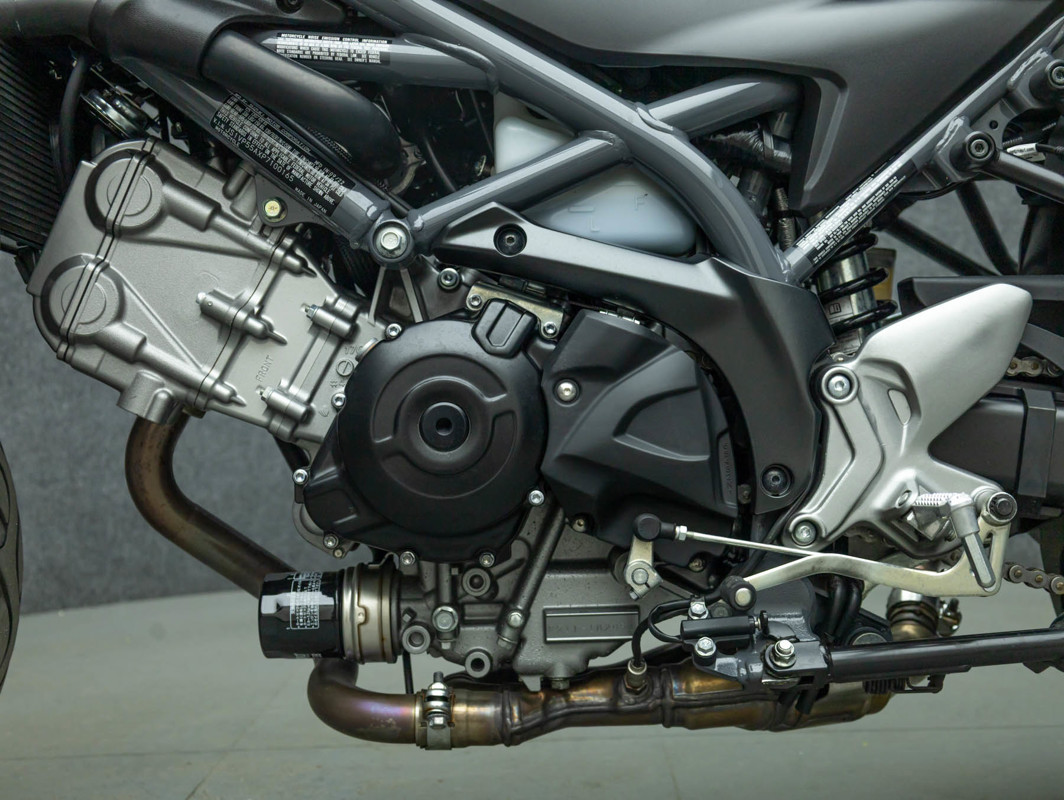 SV650
