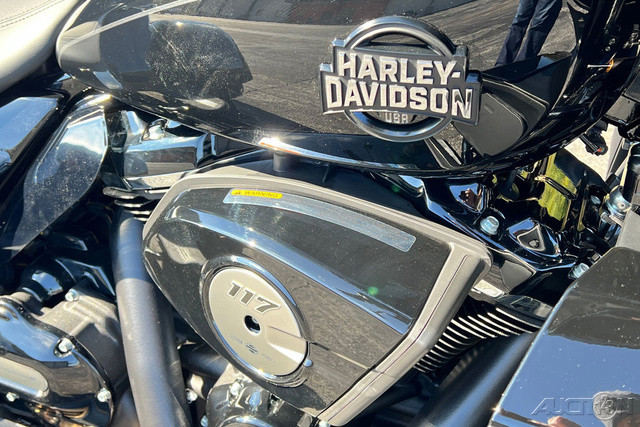 Street Glide® 3 Limited