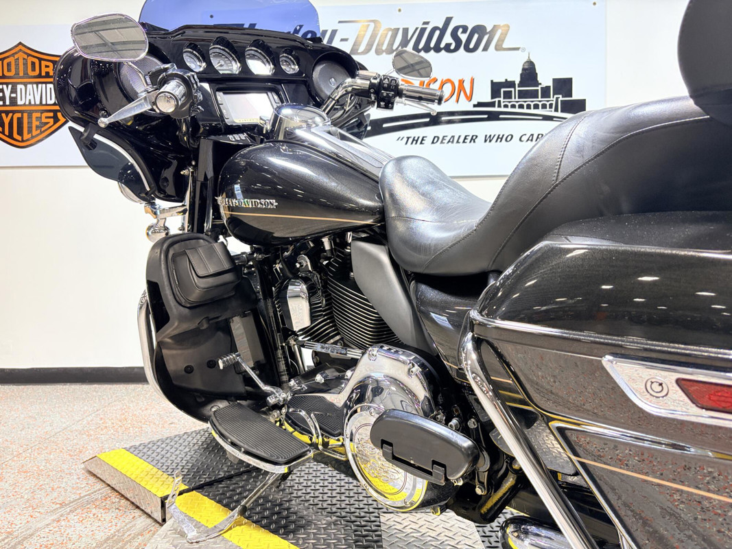 Electra Glide® Ultra Limited® Low