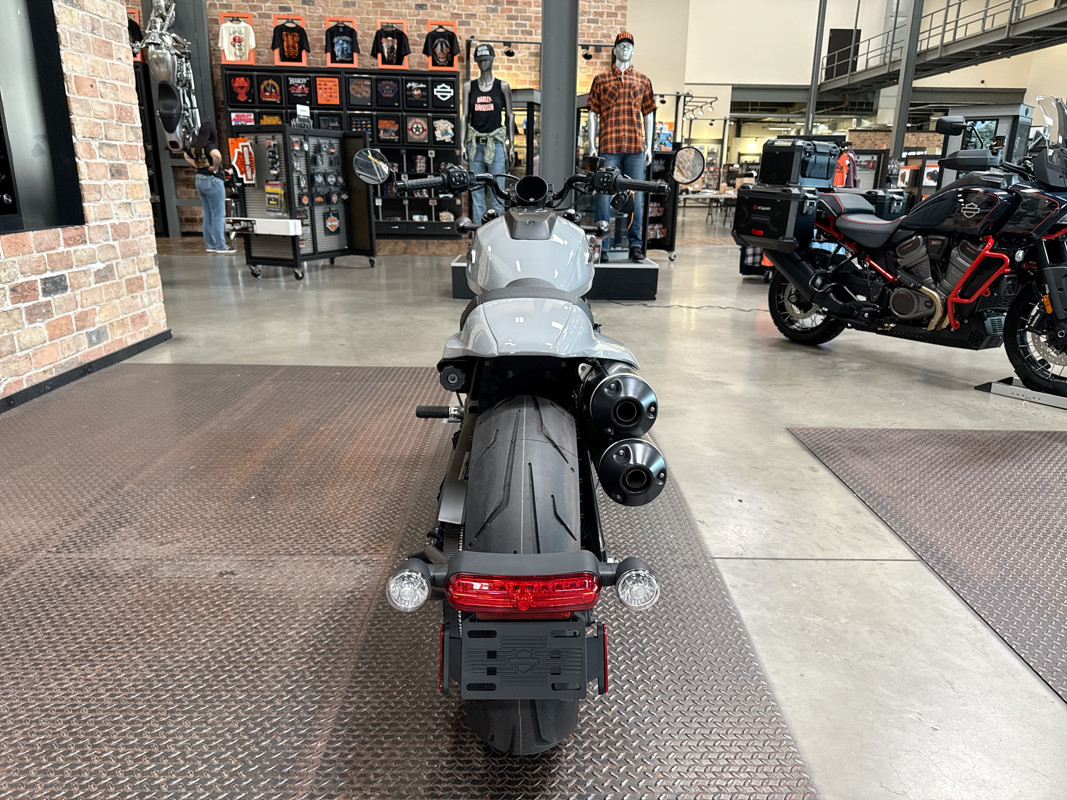Sportster® S