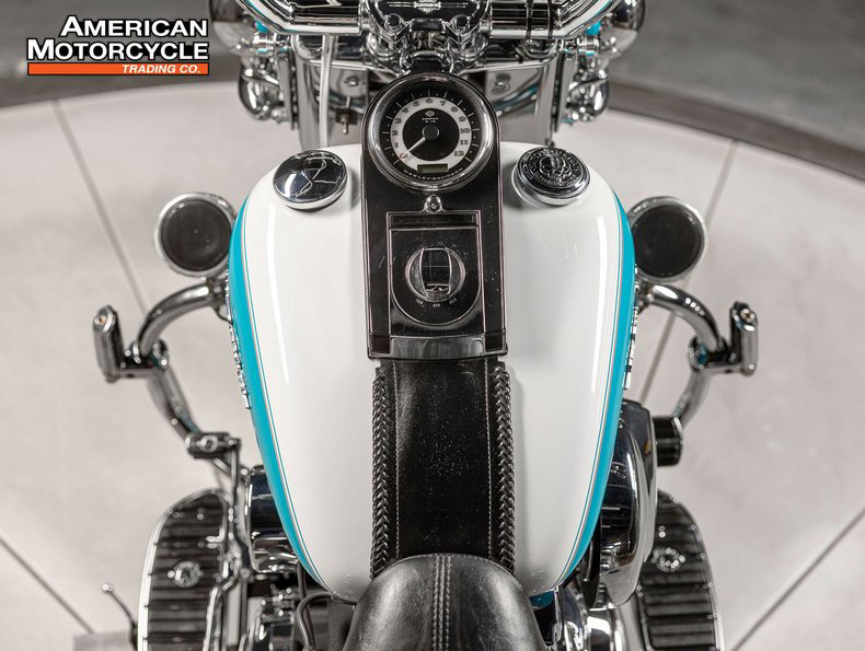 Softail® Deluxe