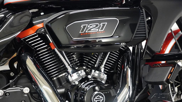 CVO® Road Glide®