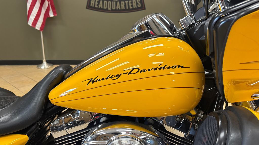 Road Glide® Custom