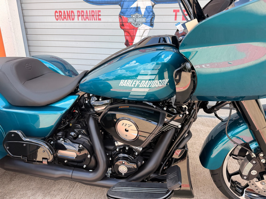 Road Glide® 3