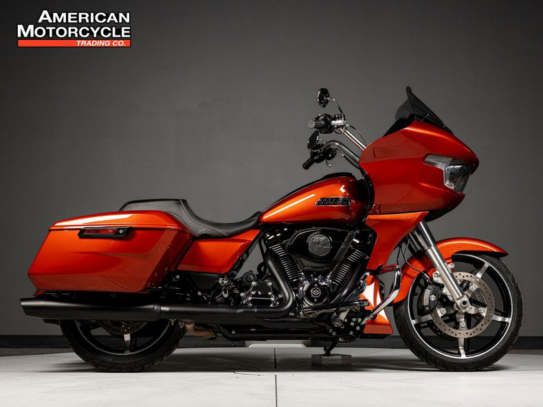 Road Glide®