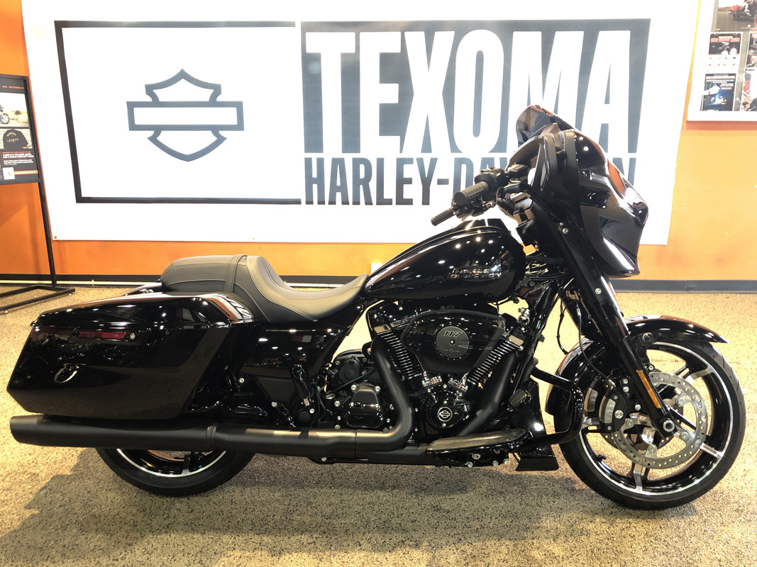Street Glide®
