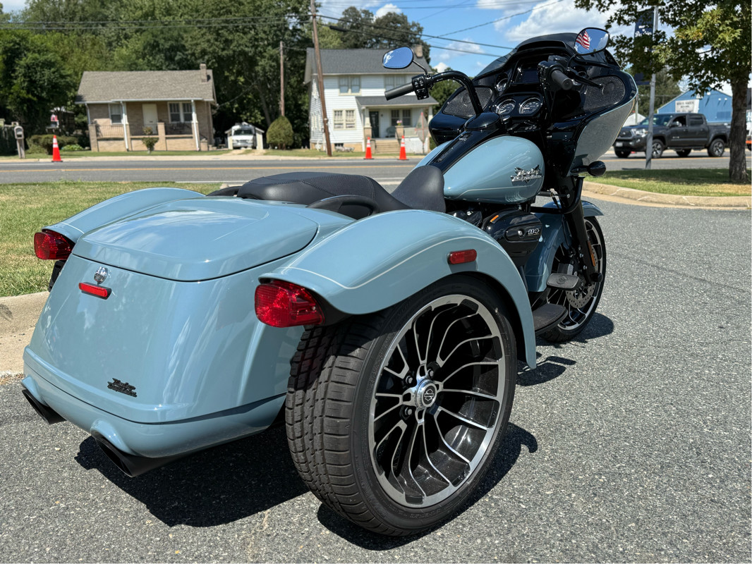 Road Glide® 3