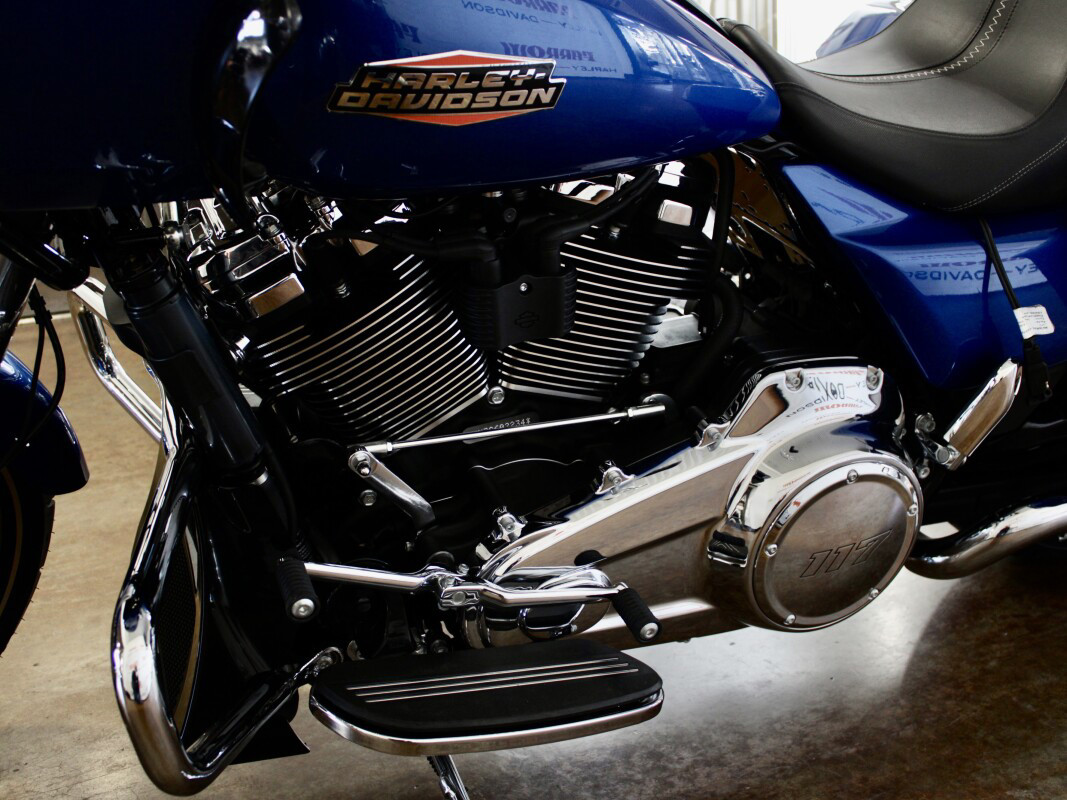 Road Glide®