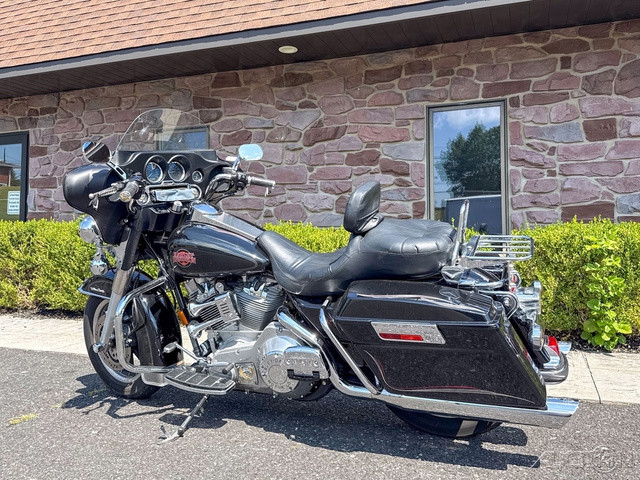 Electra Glide® Standard