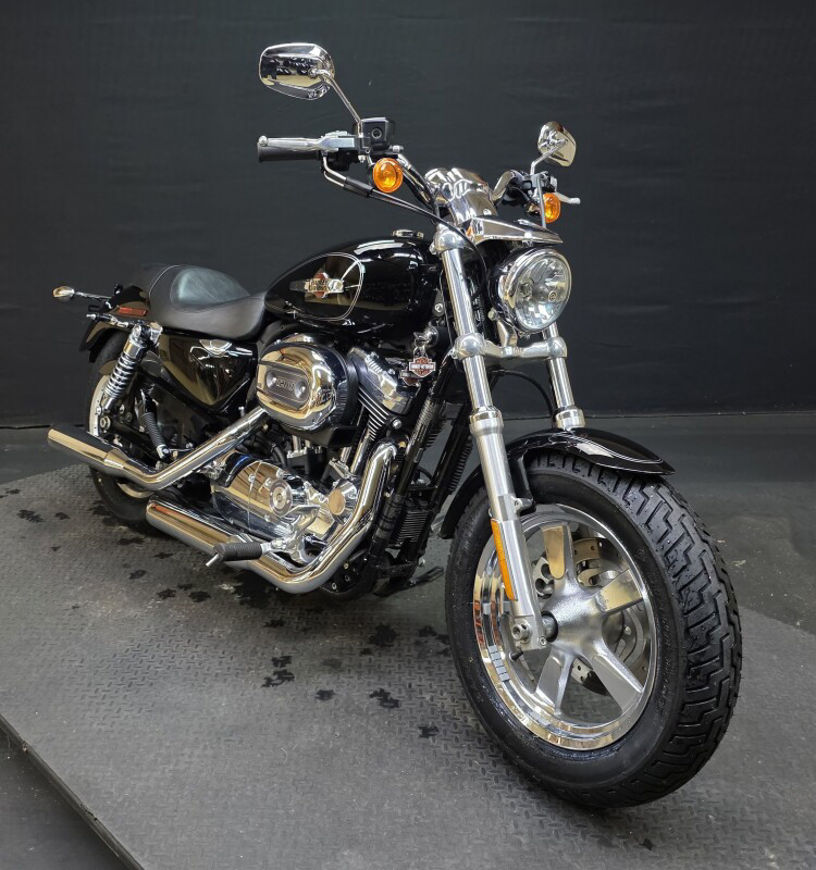 Sportster® 1200 Custom