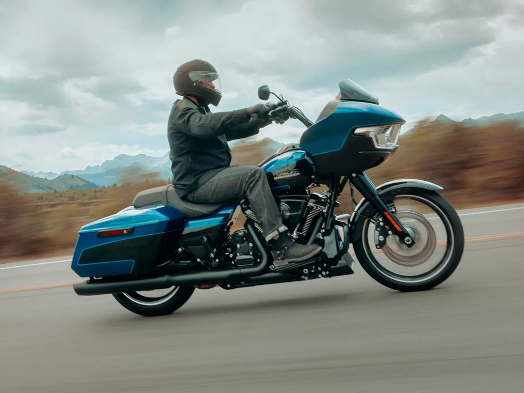 Road Glide®