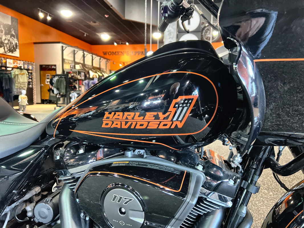 Road Glide®