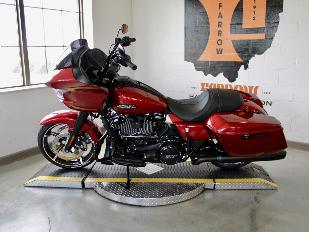 Road Glide®