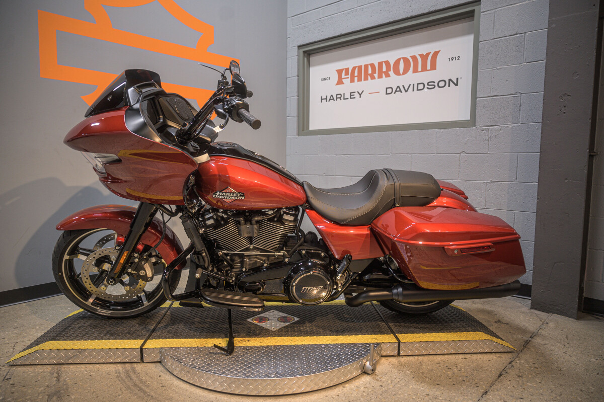 Road Glide®