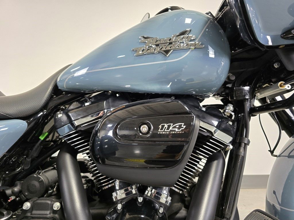 Road Glide® 3